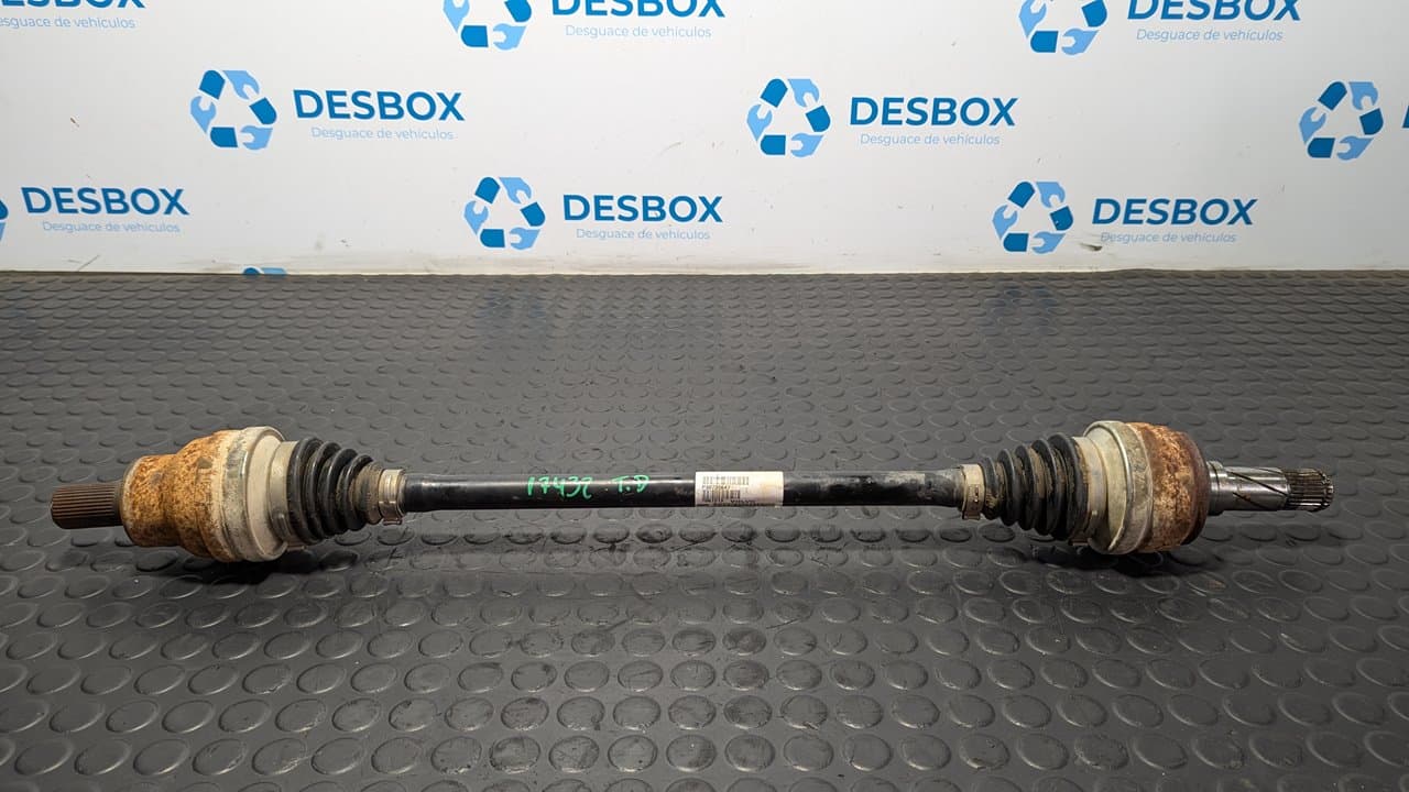 Recambio de TRANSMISION TRASERA DERECHA para VOLVO XC70 2.4 Diesel CAT D5244T14 referencia OEM IAM P30735647 - GRIS VERDE