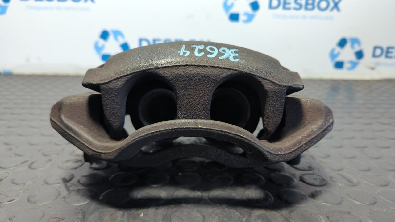Recambio de PINZA DE FRENO DELANTERA DERECHA para CITROEN JUMPER COMBI DESDE '02 2.2 HDI CAT 4HY referencia OEM IAM 814401 - BLANCO 2