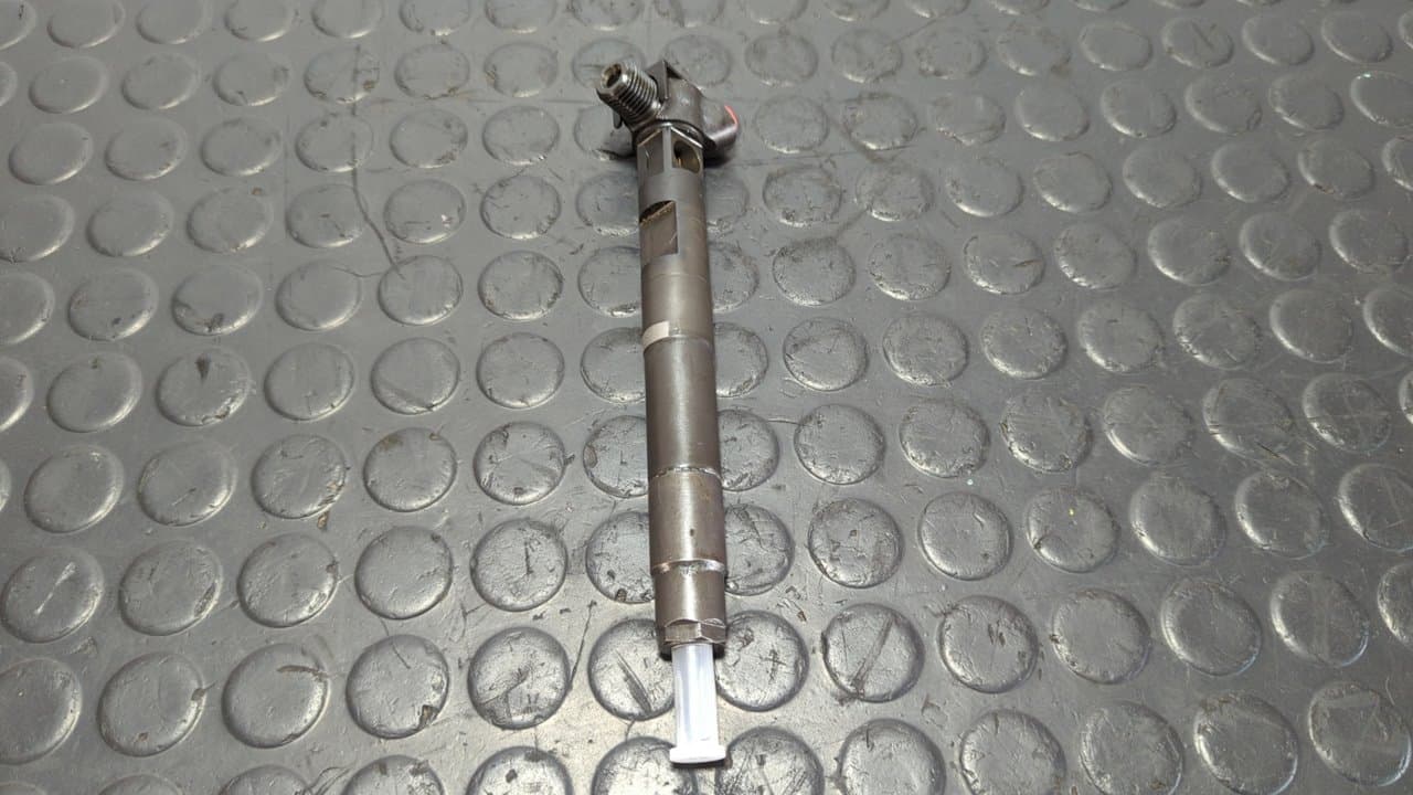 Recambio de INYECTOR para CHRYSLER JEEP COMPASS 651 925 ON referencia OEM IAM A6510704987 - GRIS 3