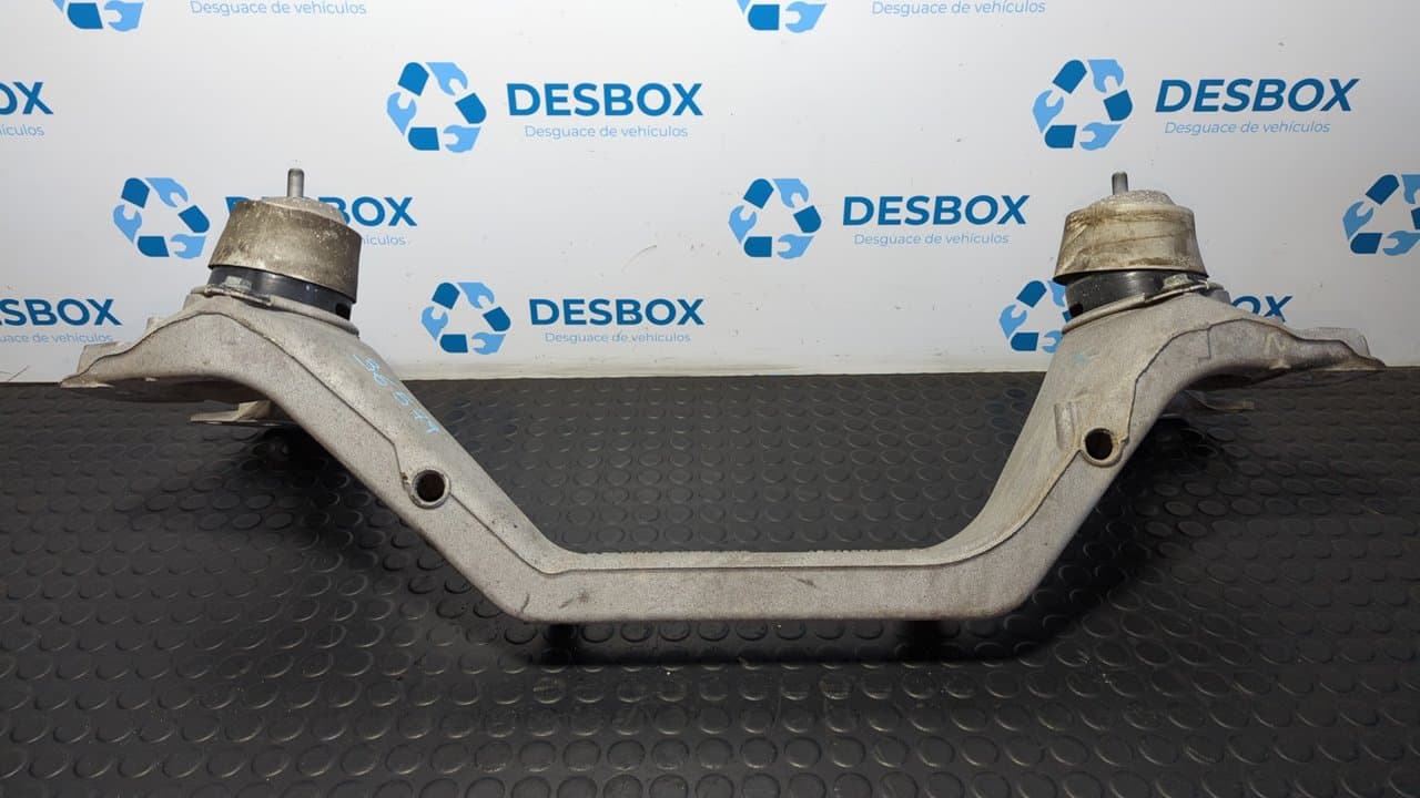 Recambio de SOPORTE MOTOR para PORSCHE CAYENNE (TYP 9PA) BFD referencia OEM IAM 7L0199207A - BLANCO 3