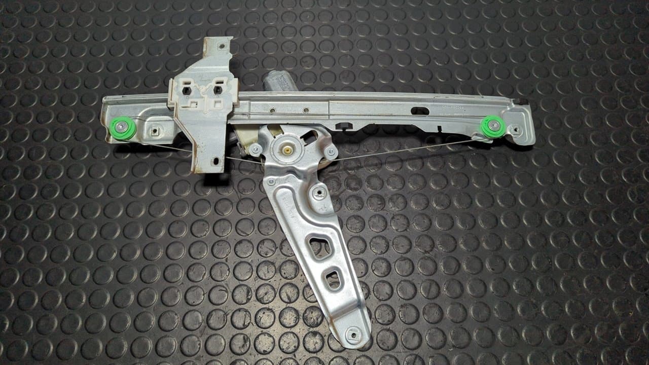 Recambio de ELEVALUNAS DELANTERO IZQUIERDO para PEUGEOT 5008 1.2 12V e-THP / PureTech HNY referencia OEM IAM 9682808980 - NEGRO 2