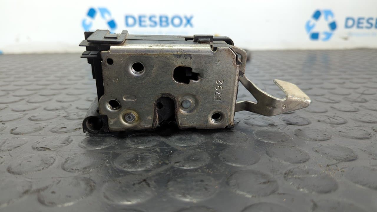 Recambio de CERRADURA PUERTA DELANTERA IZQUIERDA para FIAT DUCATO CAJA CERRADA 14 (DESDE 03.94) 2.8 JTD        Batalla 2850 814043S referencia OEM IAM B792 - BLANCO 2
