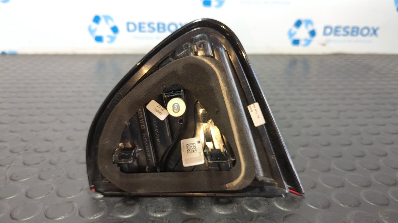 Recambio de PILOTO PORTON IZQUIERDO para RENAULT CAPTUR Dynamique H4B400 referencia OEM IAM 265555726R - BLANCO 3