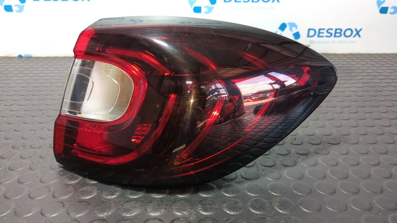 Recambio de PILOTO TRASERO DERECHO para RENAULT CAPTUR Dynamique H4B400 referencia OEM IAM 265506738RB - BLANCO