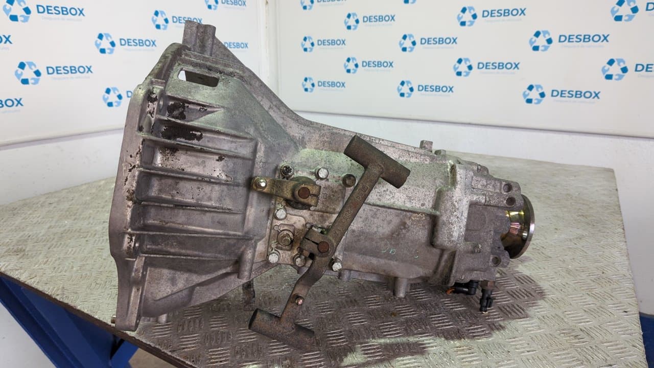 Recambio de CAJA CAMBIOS para IVECO DAILY COMBI 2.3 Diesel CAT F1AE0481B referencia OEM IAM 8869118 - BLANCO 3