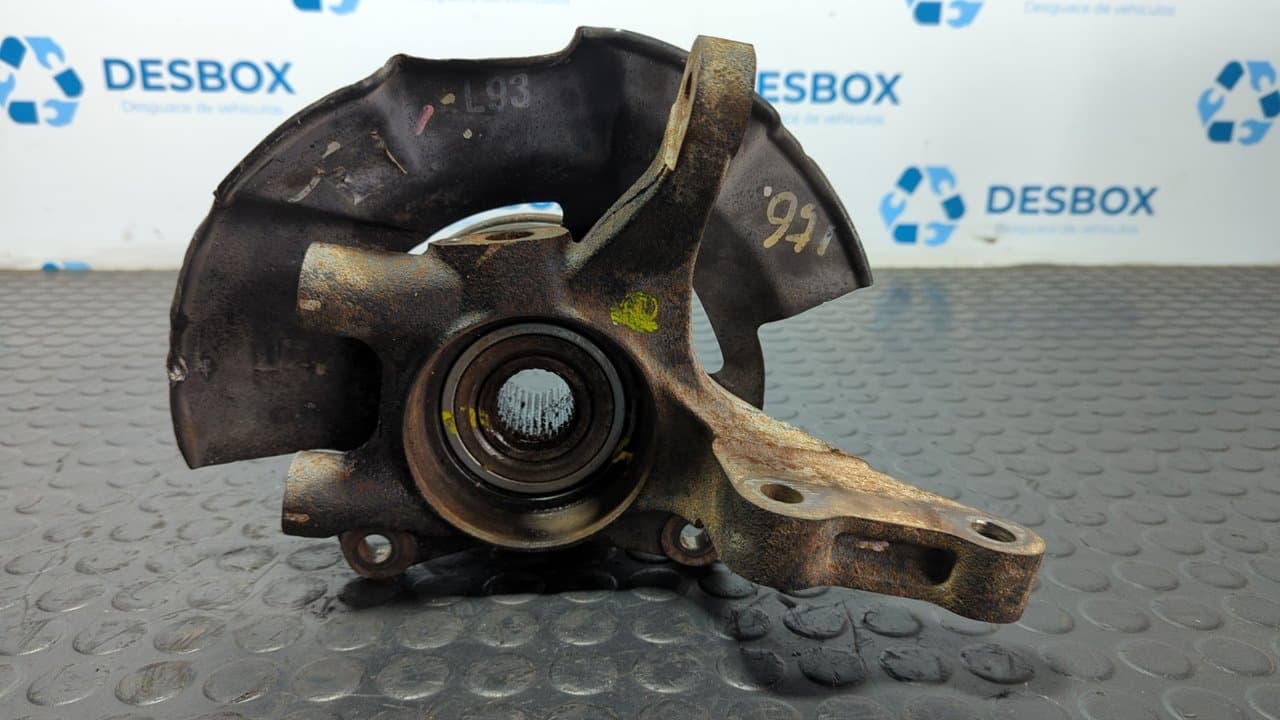 Recambio de MANGUETA DELANTERA IZQUIERDA para HYUNDAI TUCSON (JM) 2.0 CRDi CAT D4EA referencia OEM IAM    - NEGRO
