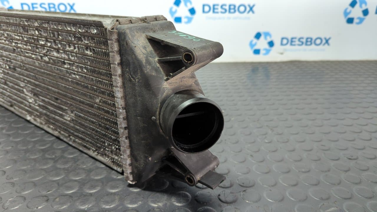 Recambio de INTERCOOLER para IVECO DAILY COMBI 2.3 Diesel CAT F1AE0481B - BLANCO 2