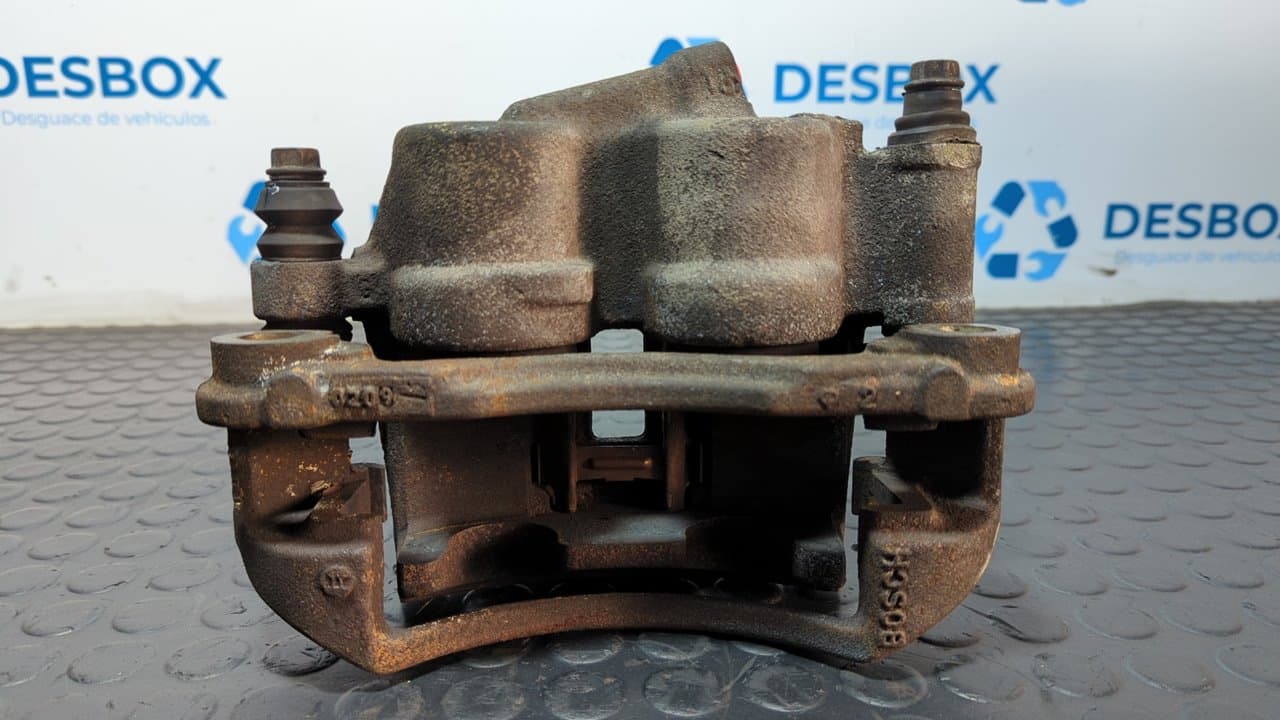Recambio de PINZA DE FRENO DELANTERA IZQUIERDA para MERCEDES-BENZ SPRINTER (W901,W904) CAJA CERR. 210 D   (901.4/902.461-462) 602980 referencia OEM IAM BOSCH  LI 22 45+46  - BLANCO 2