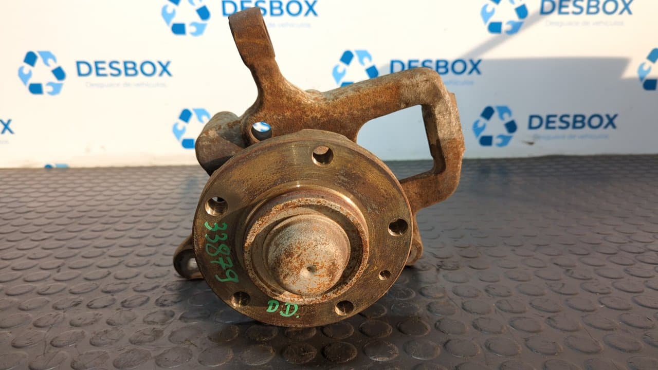 Recambio de MANGUETA DELANTERA DERECHA para MERCEDES-BENZ SPRINTER (W901,W904) CAJA CERR. 210 D   (901.4/902.461-462) 602980 referencia OEM IAM 9043320102 - BLANCO 2