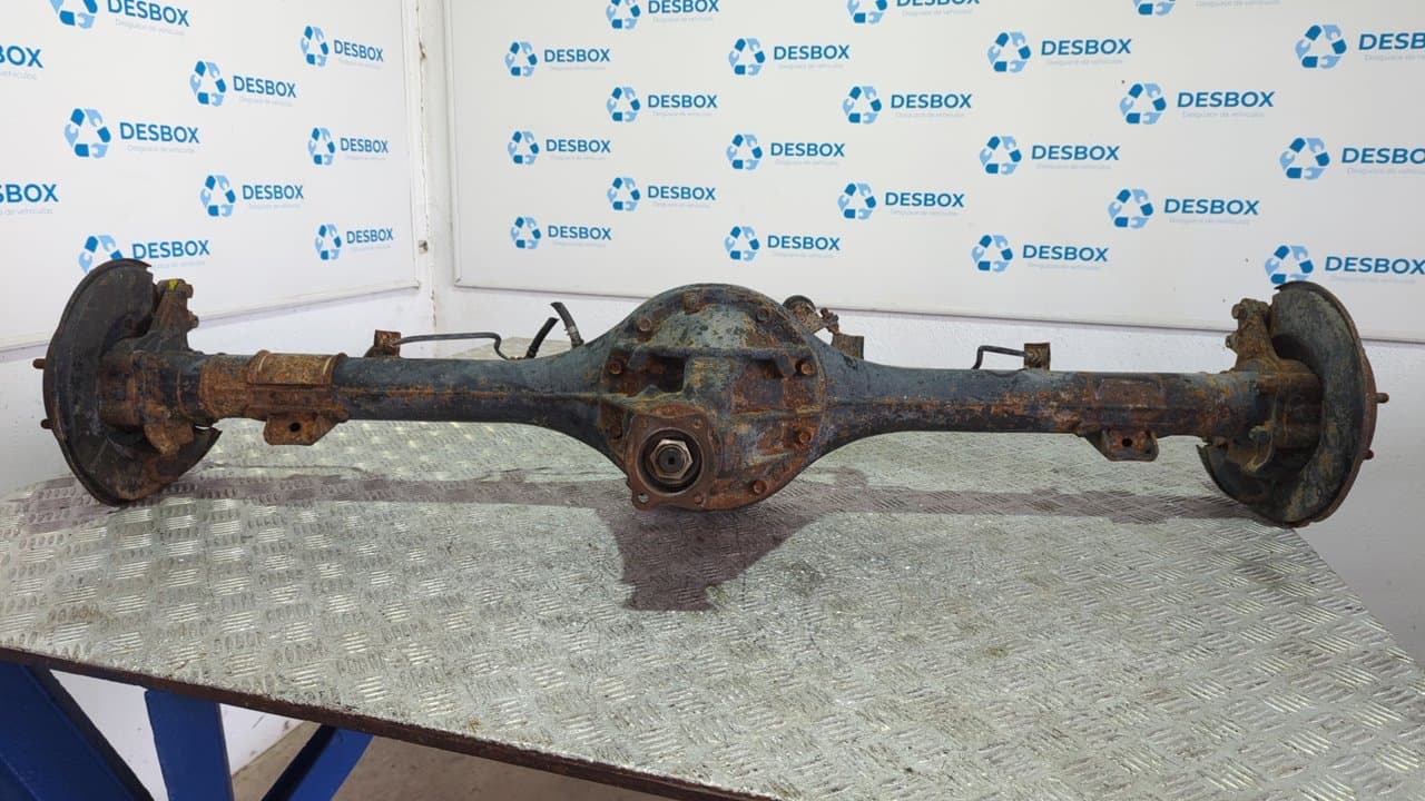 Recambio de PUENTE TRASERO para ISUZU TROOPER UBS 17 Competition 4JB1TC - PLATA 5