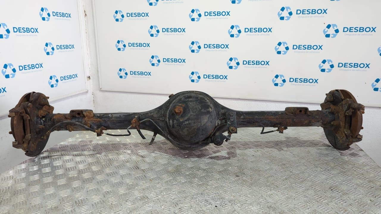Recambio de PUENTE TRASERO para ISUZU TROOPER UBS 17 Competition 4JB1TC - PLATA 4