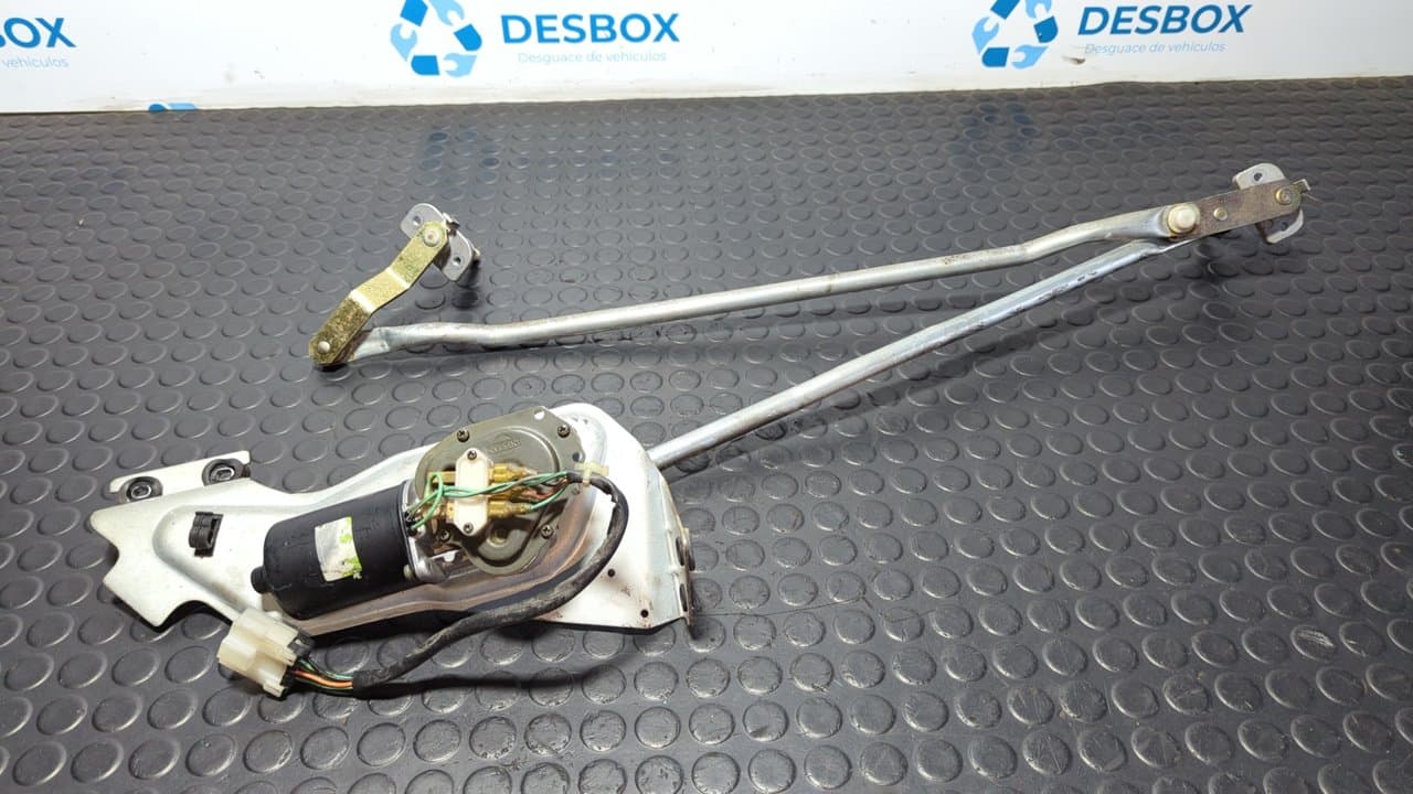 Recambio de MOTOR LIMPIA DELANTERO para NISSAN CABSTAR 3.0 TURBO BD30TI referencia OEM IAM 384201 - BLANCO