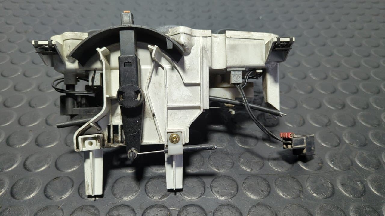 Recambio de MANDO CALEFACCION / AIRE ACONDICIONADO para CITROEN JUMPER COMBI DESDE '02 2.2 HDI CAT 4HY referencia OEM IAM B837 - BLANCO 4