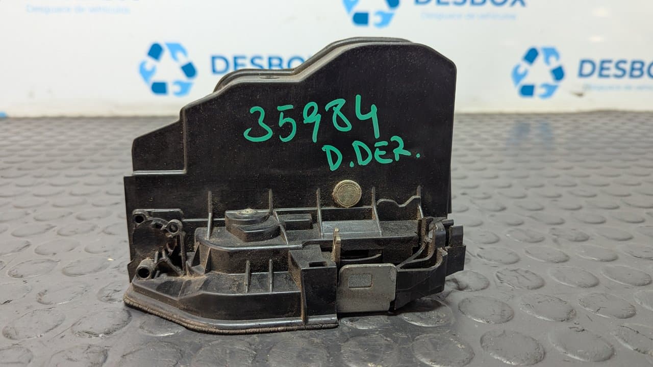 Recambio de CERRADURA PUERTA DELANTERA DERECHA para BMW SERIE 7 (E65/E66) 730d M57N2306D2 referencia OEM IAM 7036170 - NEGRO