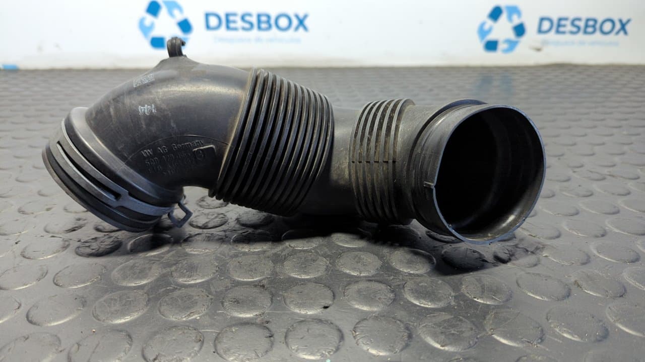 Recambio de TUBO para SKODA OCTAVIA BERLINA (1Z3) Active Plus CLH referencia OEM IAM 5Q0129654 - NEGRO