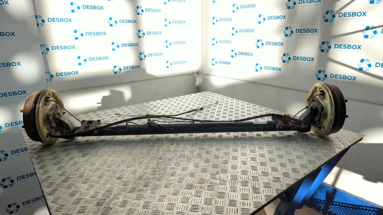 Recambio de PUENTE TRASERO para MERCEDES-BENZ MB SERIE:100 D CAJA ABIERTA (W631) Base   (BM 631.340 / 349) 616963 referencia OEM IAM 6313520510   - BLANCO