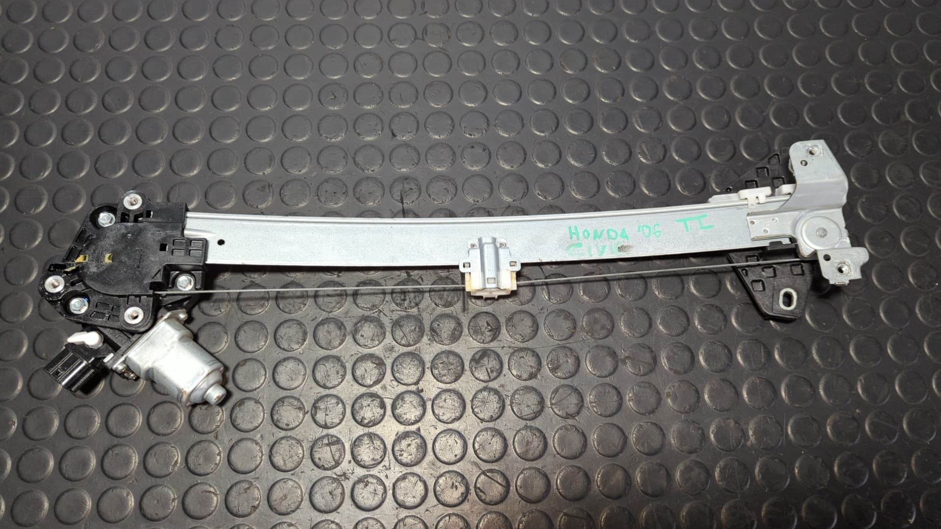Recambio de ELEVALUNAS TRASERO IZQUIERDO para HONDA CIVIC BERLINA (FN) referencia OEM IAM 24GC6