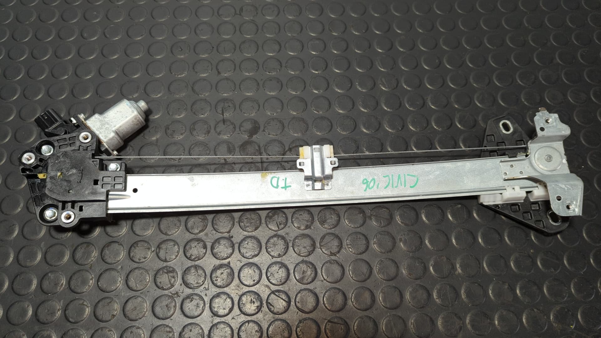 Recambio de ELEVALUNAS TRASERO DERECHO para HONDA CIVIC BERLINA (FN) referencia OEM IAM 24GC6 3