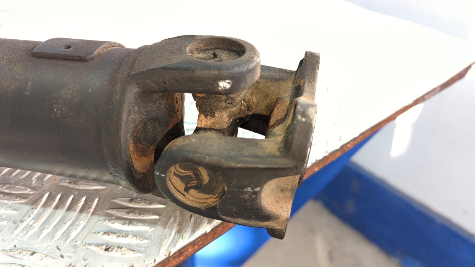 Recambio de TRANSMISION CENTRAL para HYUNDAI H 100 2.5 Diesel D4BH referencia OEM IAM 491004A000 - AZUL 4