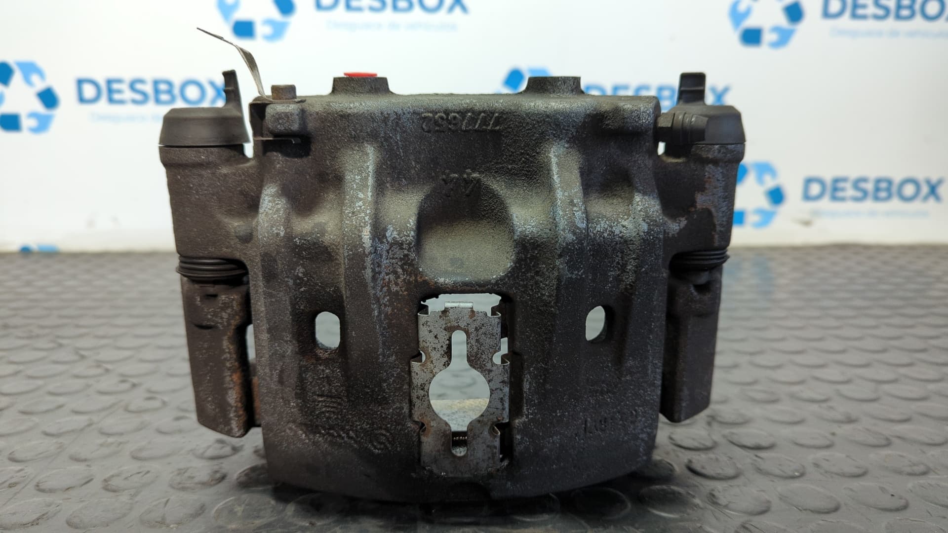 Recambio de PINZA DE FRENO TRASERA IZQUIERDA para RENAULT MAXITY FgDk 150.35/45 ZD30 referencia OEM IAM 777652 - BLACNO