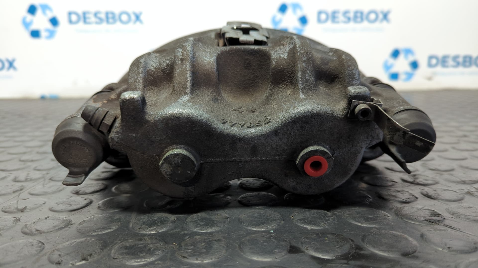 Recambio de PINZA DE FRENO TRASERA IZQUIERDA para RENAULT MAXITY FgDk 150.35/45 ZD30 referencia OEM IAM 777652 - BLACNO 5