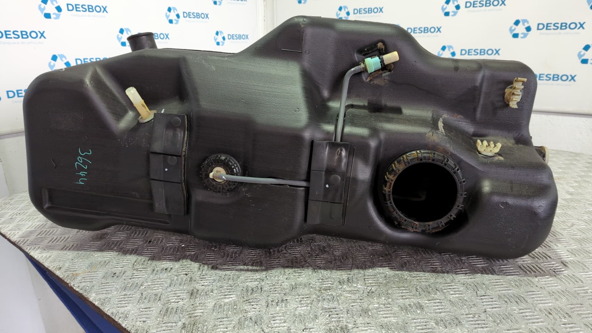 Recambio de DEPOSITO COMBUSTIBLE para HYUNDAI H 100 2.5 Diesel D4BH referencia OEM IAM 311104A000 - AZUL