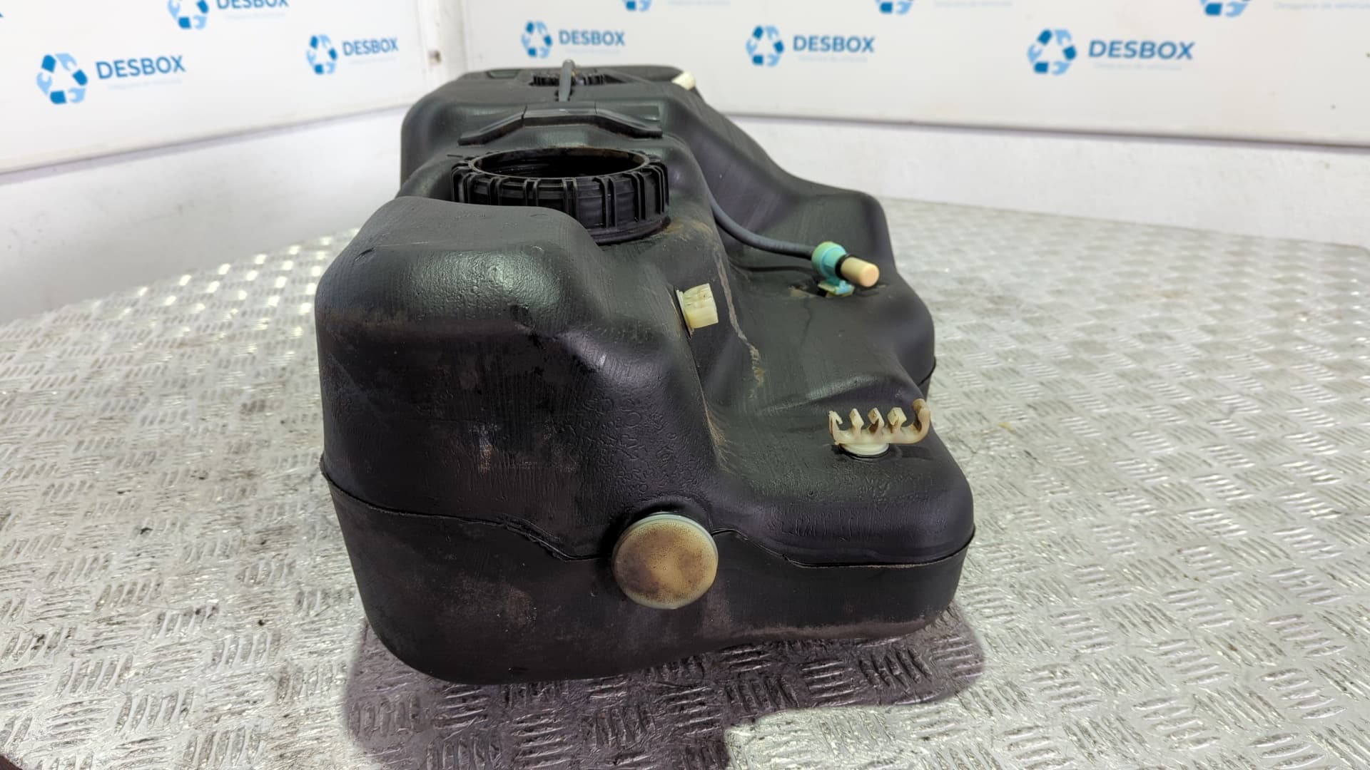 Recambio de DEPOSITO COMBUSTIBLE para HYUNDAI H 100 2.5 Diesel D4BH referencia OEM IAM 311104A000 - AZUL 2