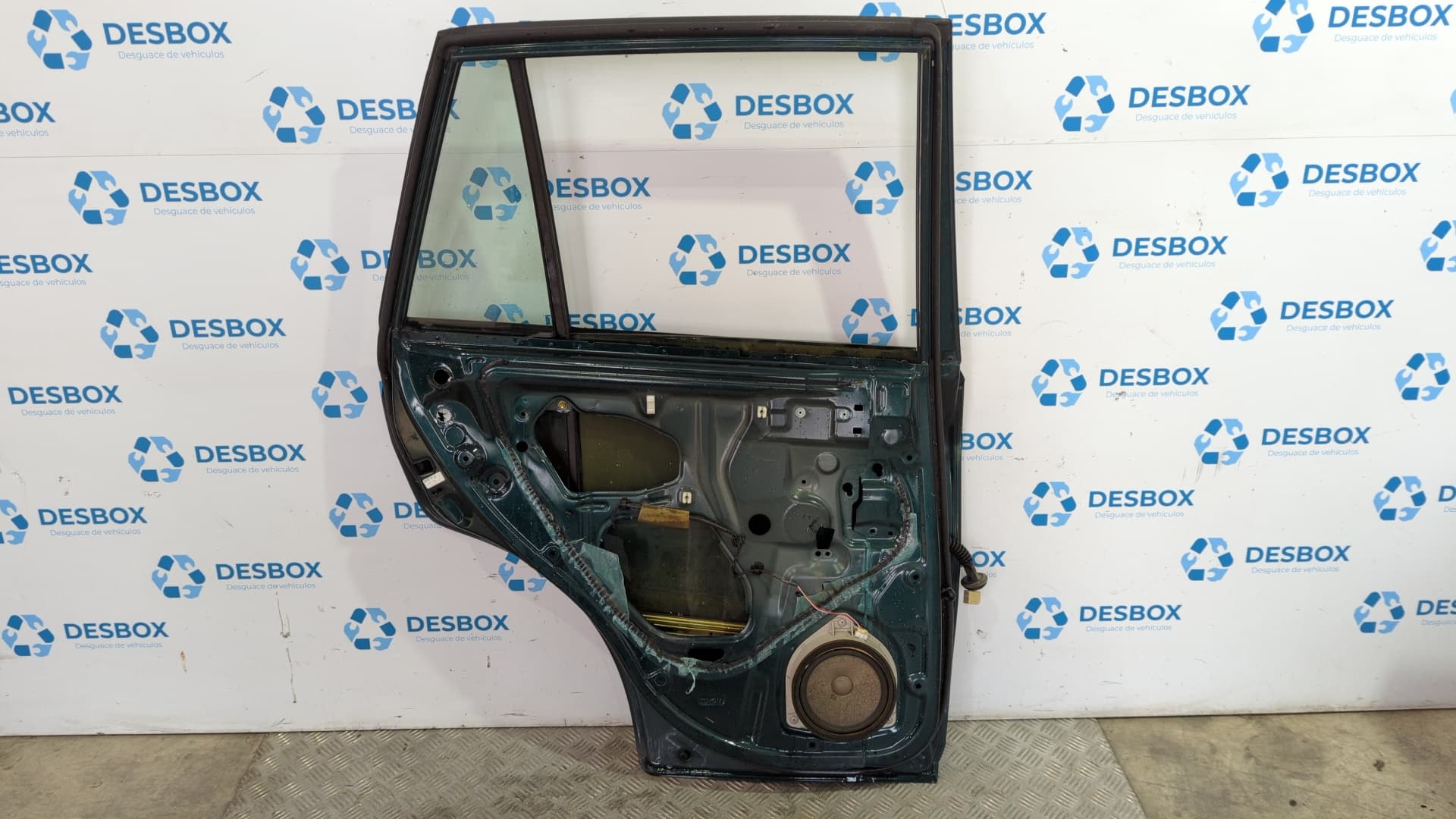 Recambio de PUERTA TRASERA IZQUIERDA para TOYOTA RAV 4 (A2) 1AZFE referencia OEM IAM 6700442050   - VERDE 6