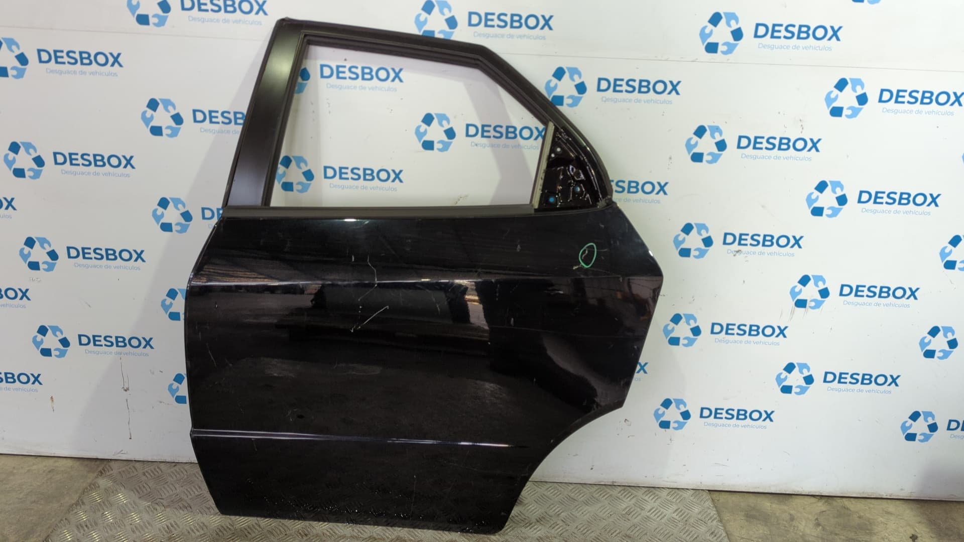 Recambio de PUERTA TRASERA IZQUIERDA para HONDA CIVIC BERLINA (FN)