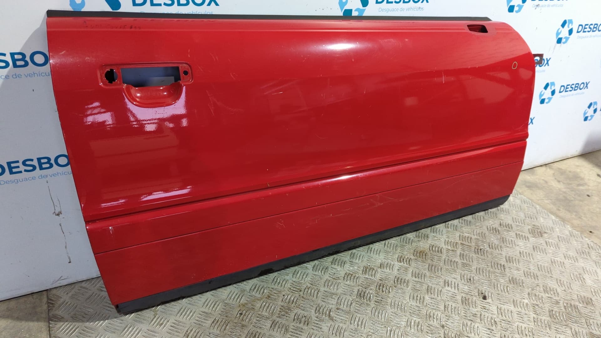 Recambio de PUERTA DELANTERA DERECHA para AUDI COUPE (8B3) 4