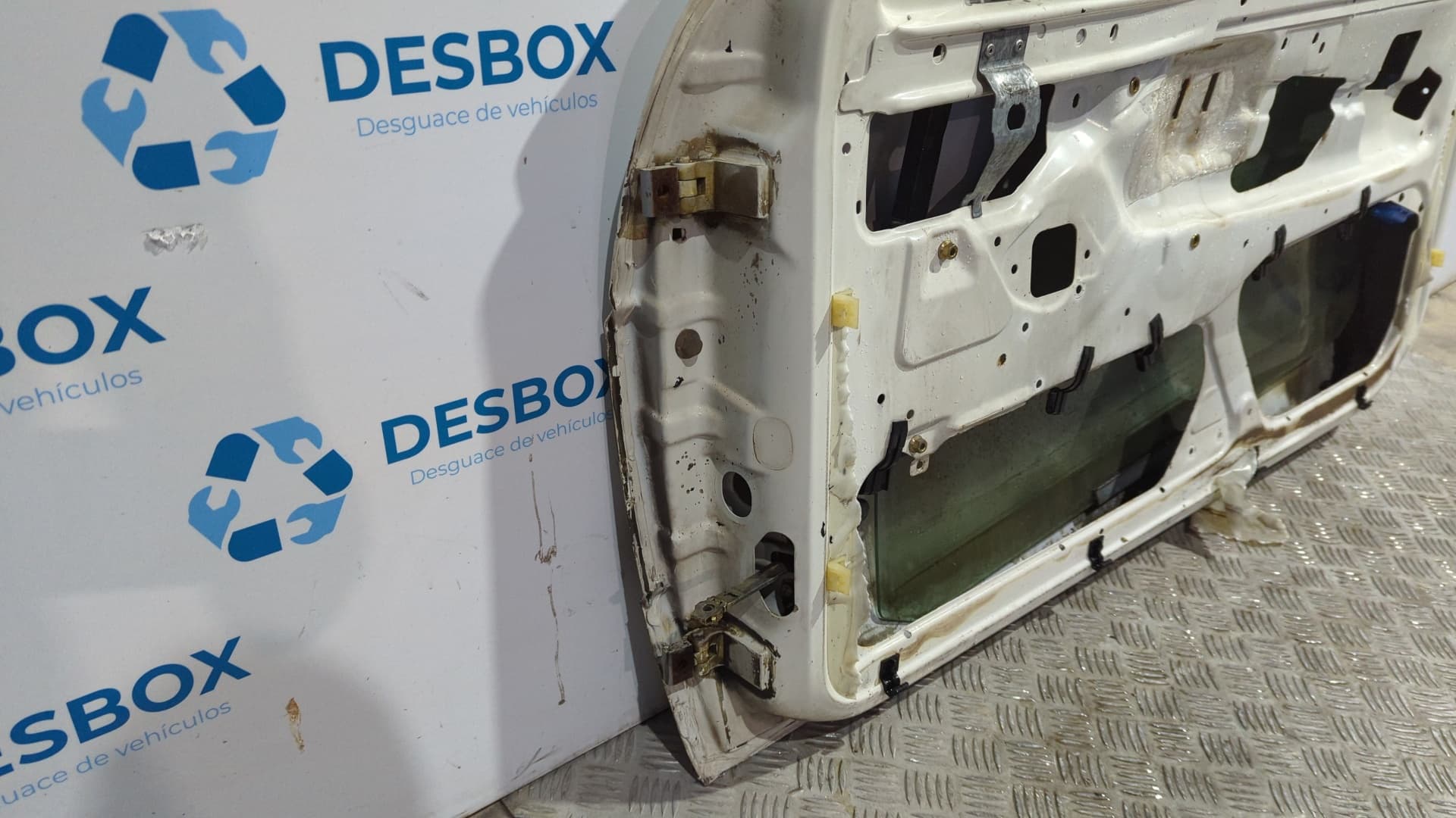 Recambio de PUERTA DELANTERA DERECHA para VOLKSWAGEN GOLF II (191/193) 4