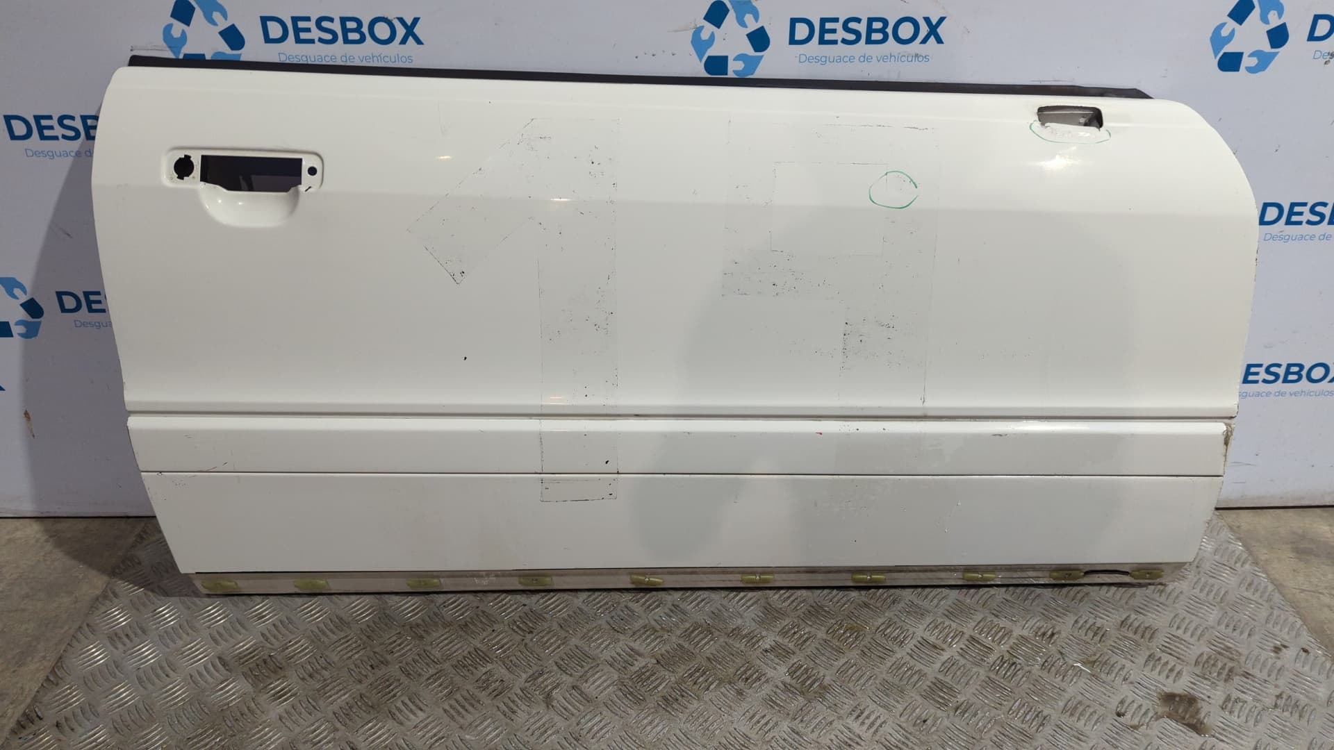Recambio de PUERTA DELANTERA DERECHA para AUDI COUPE (8B3)