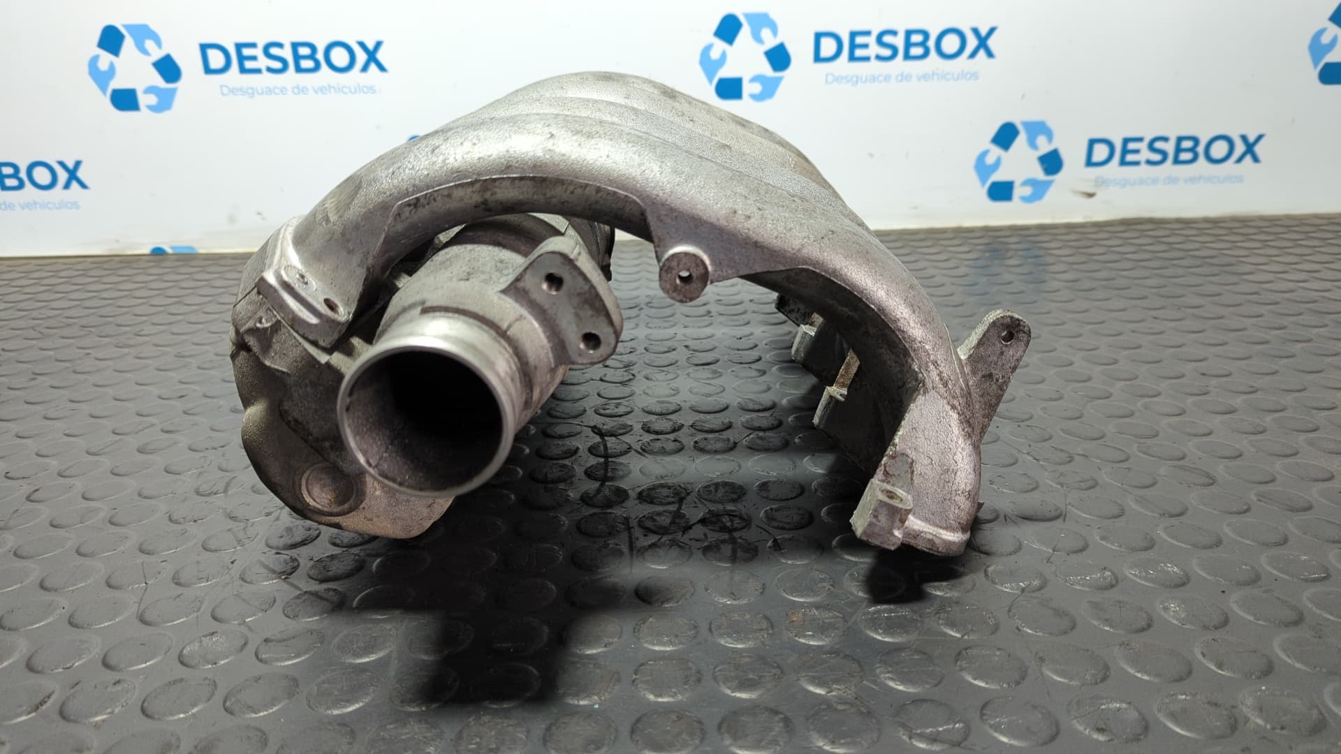 Recambio de COLECTOR ADMISION para PEUGEOT BOXER CAJA CERR. ACRISTALADO (RS3200)(230)(->'02) 1400  D T9A referencia OEM IAM 9622946880 - BLANCO 3