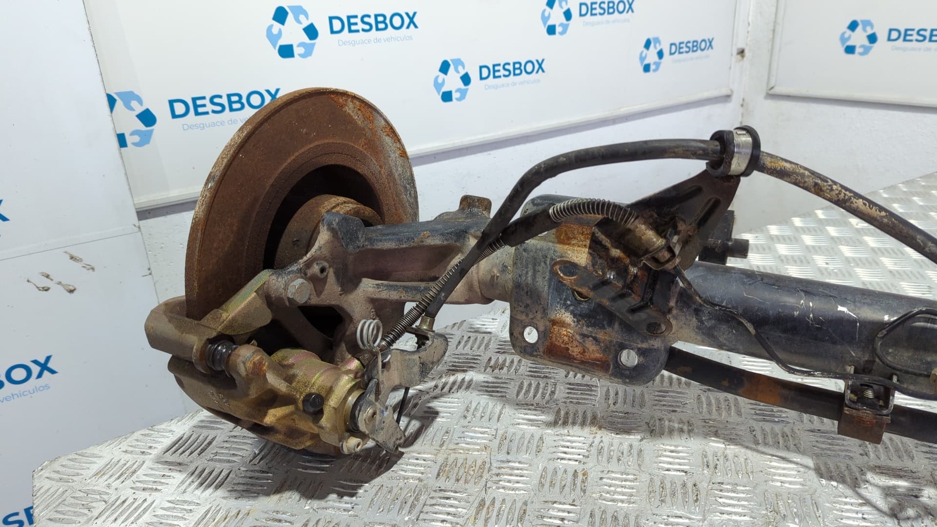 Recambio de PUENTE TRASERO para RENAULT MASTER CAJA G9UA7 referencia OEM IAM 170F1K70 2