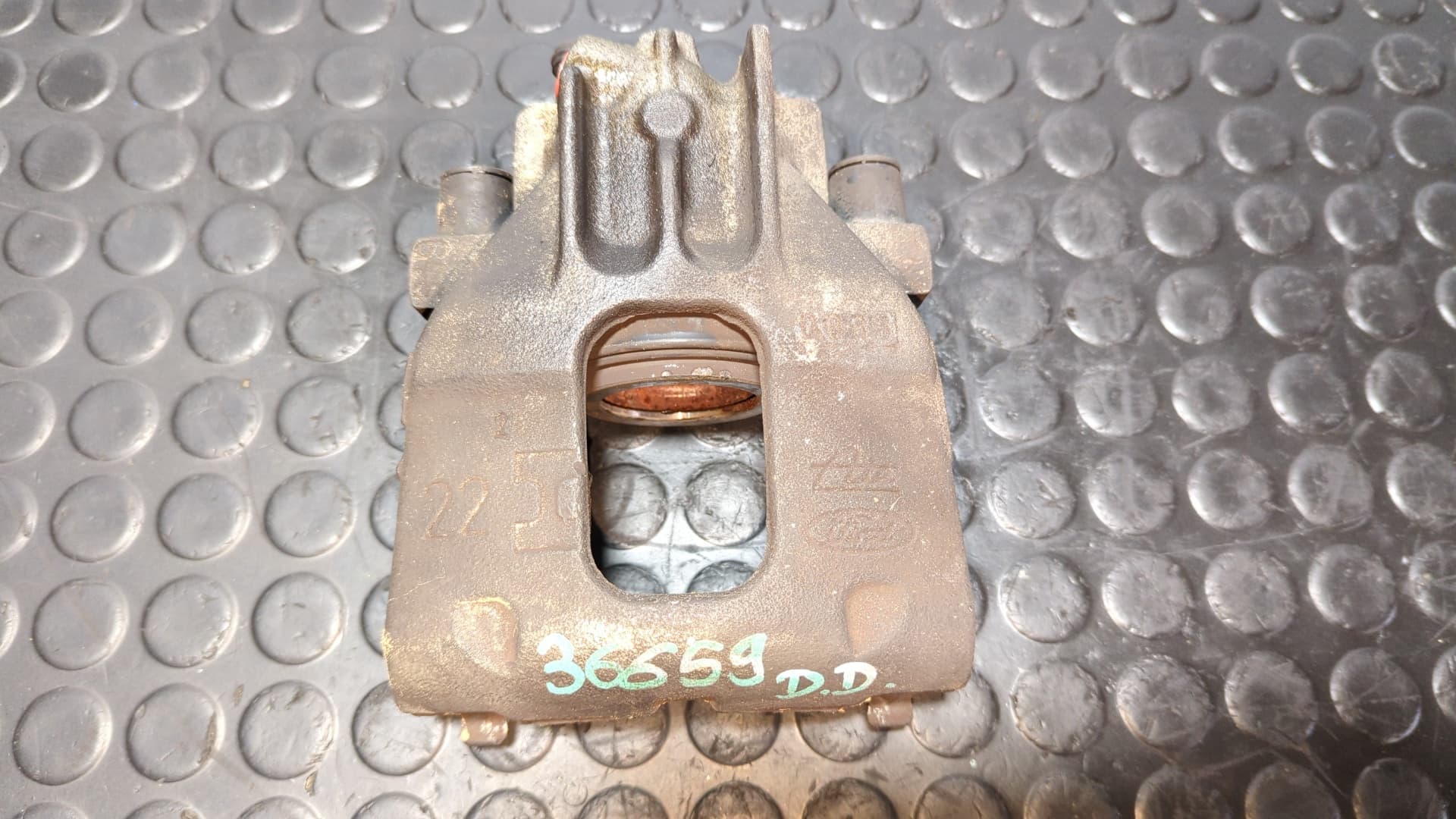 Recambio de PINZA DE FRENO DELANTERA DERECHA para FORD FOCUS BERLINA (CAK) Ghia FFDA referencia OEM IAM ATE 22 648 - GRIS