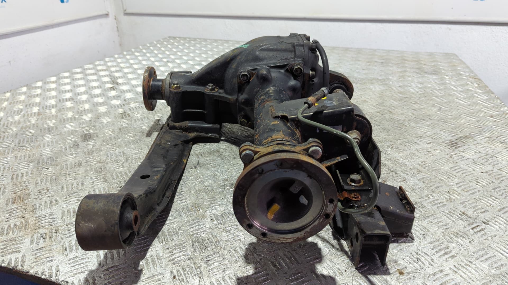 Recambio de DIFERENCIAL DELANTERO para NISSAN TERRANO (WD21) TD27T referencia OEM IAM KN24 2