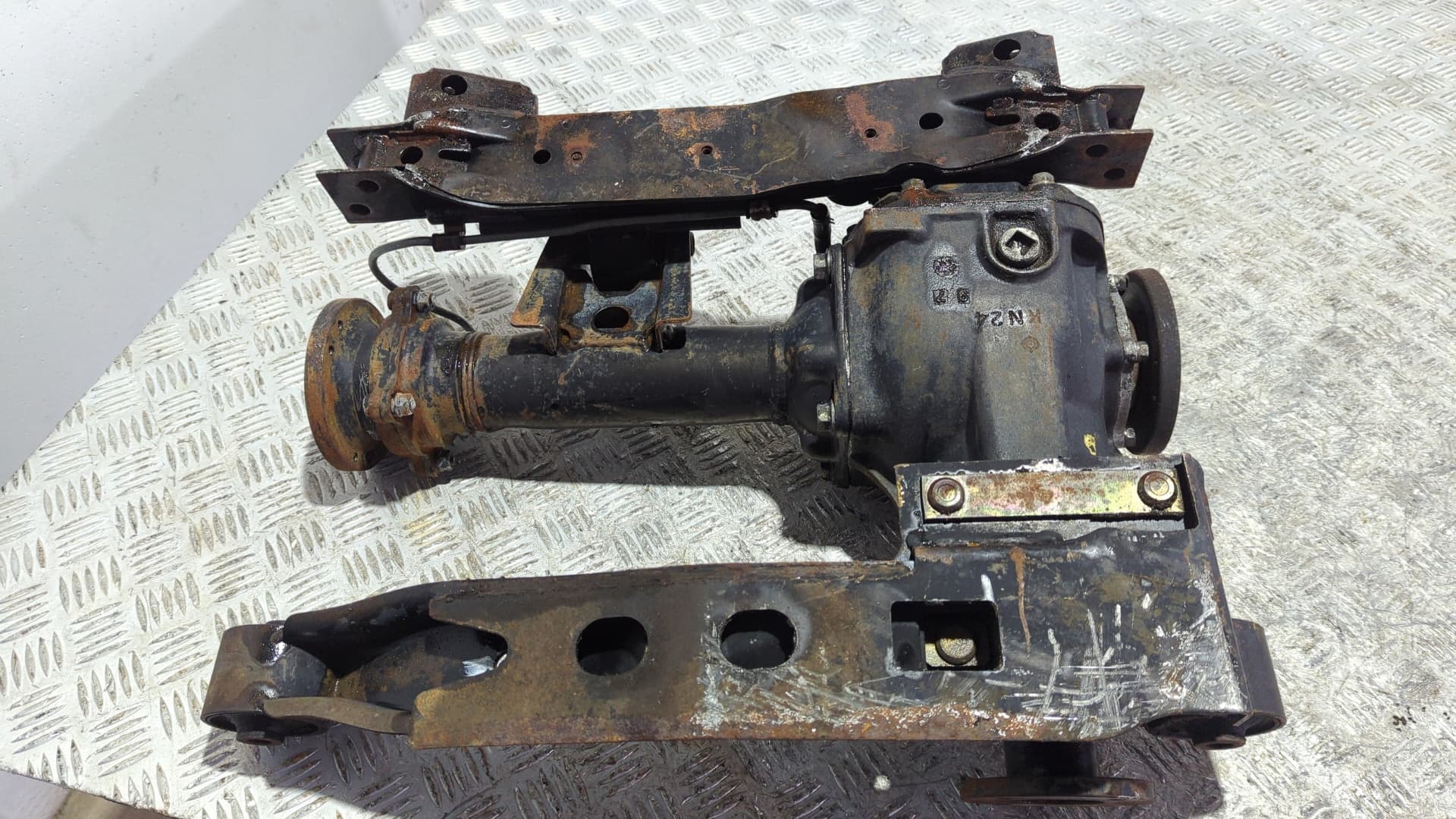 Recambio de DIFERENCIAL DELANTERO para NISSAN TERRANO (WD21) TD27T referencia OEM IAM KN24 5