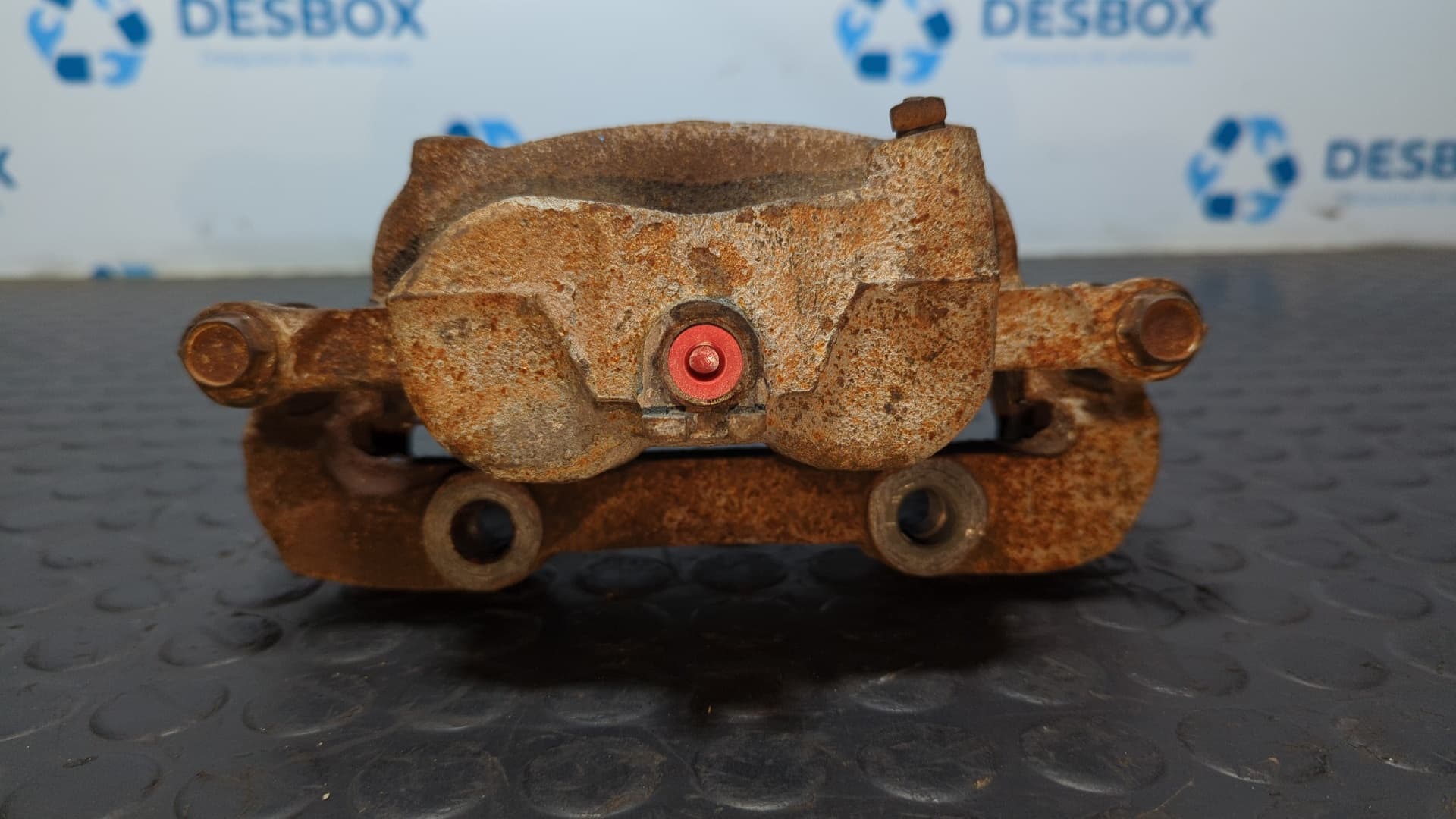 Recambio de PINZA DE FRENO DELANTERA IZQUIERDA para NISSAN TERRANO (WD21) TD27T referencia OEM IAM 976 T2 4