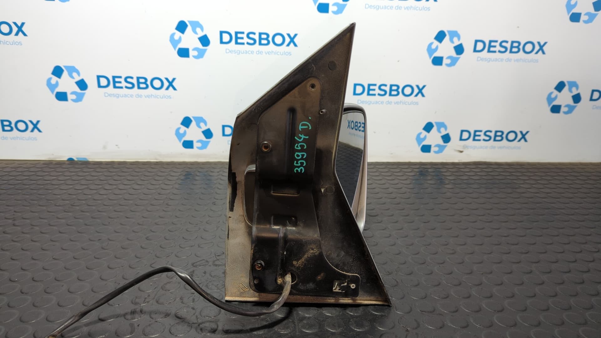 Recambio de RETROVISOR DERECHO para MERCEDES-BENZ VITO (W638) CAJA CERRADA 611980 referencia OEM IAM 010089 - GRIS 5