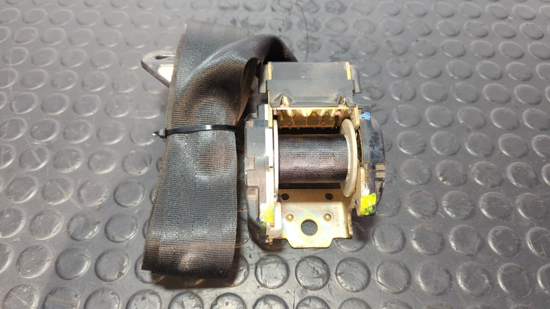 Recambio de CINTURON DELANTERO IZQUIERDO para PEUGEOT 106 (S1) referencia OEM IAM 550286900