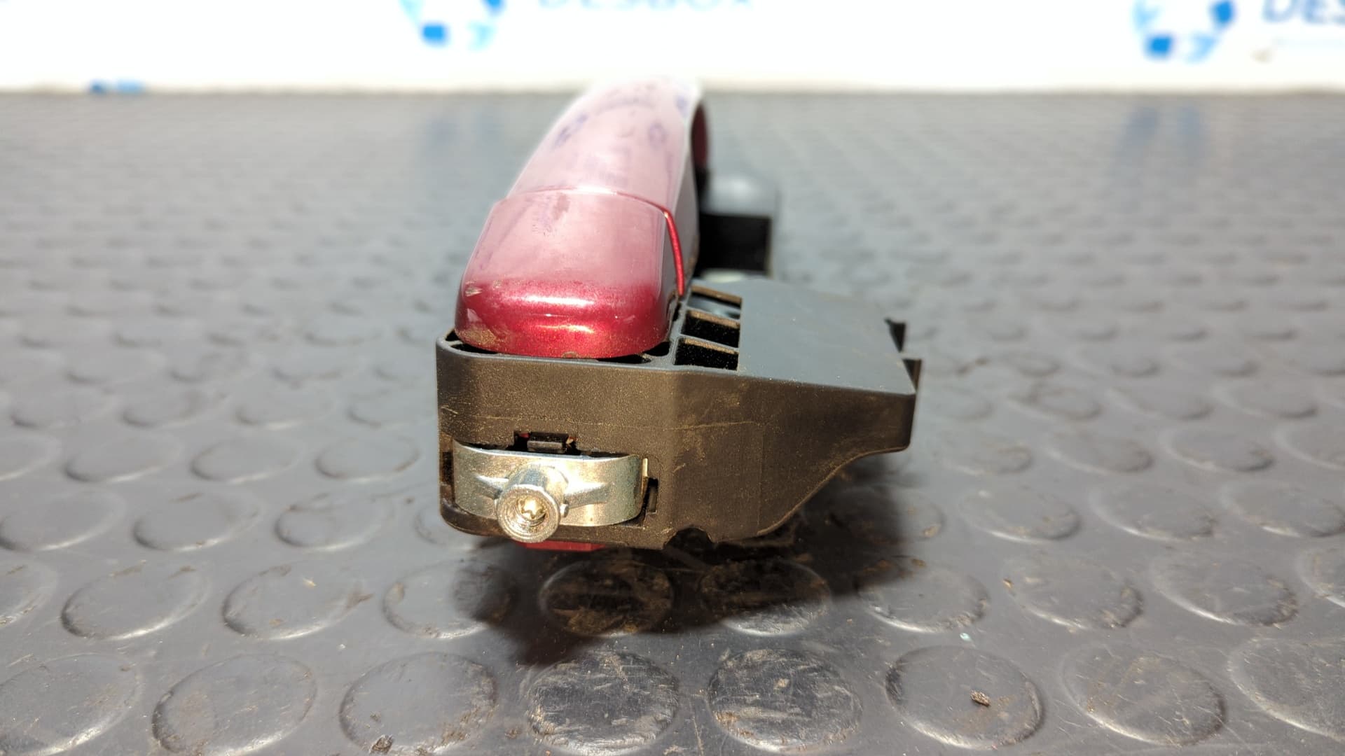 Recambio de MANETA DELANTERA DERECHA para FIAT BRAVO (198) referencia OEM IAM 242566 2
