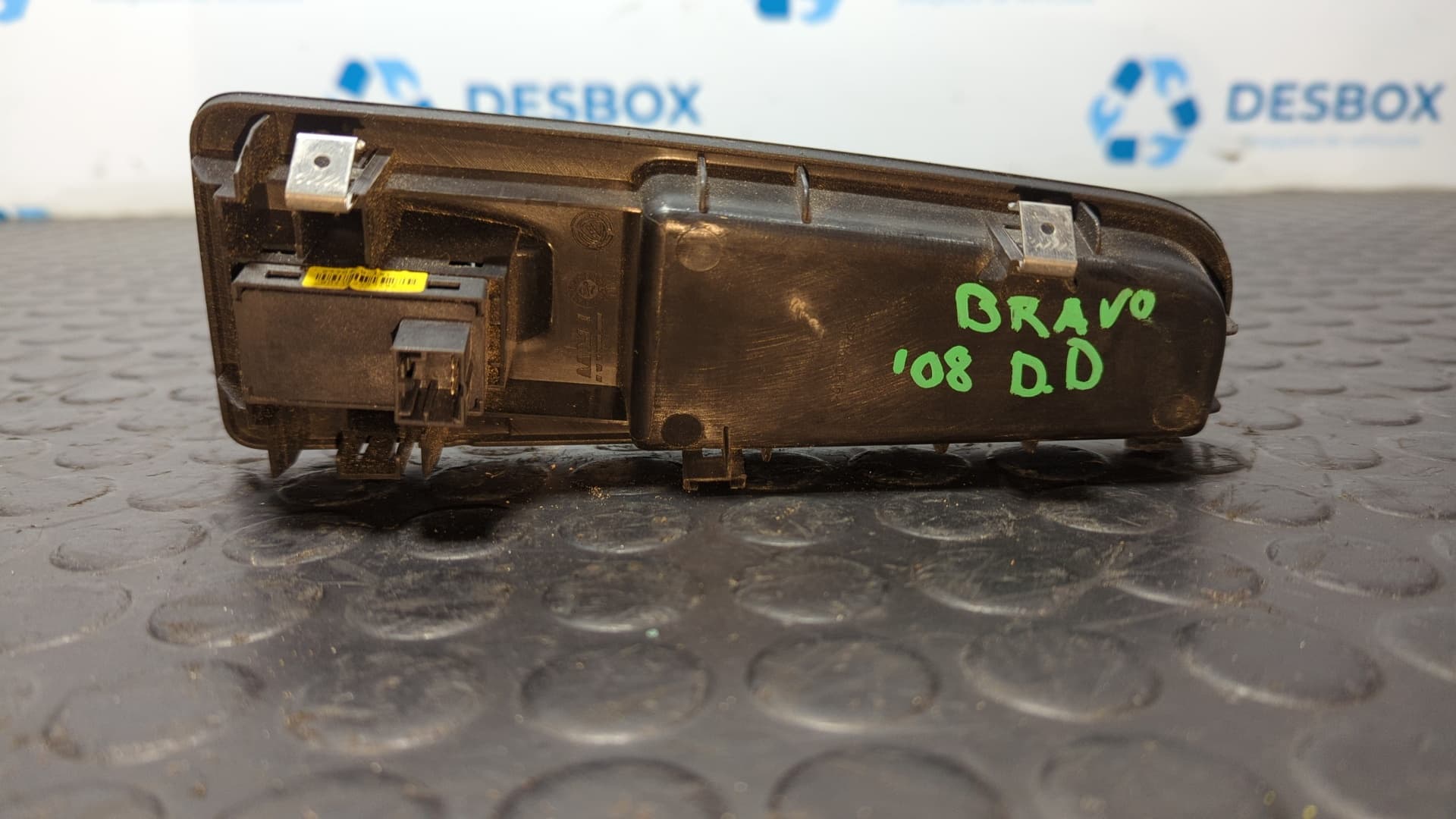 Recambio de MANDO ELEVALUNAS DELANTERO DERECHO para FIAT BRAVO (198) referencia OEM IAM 735434459 3