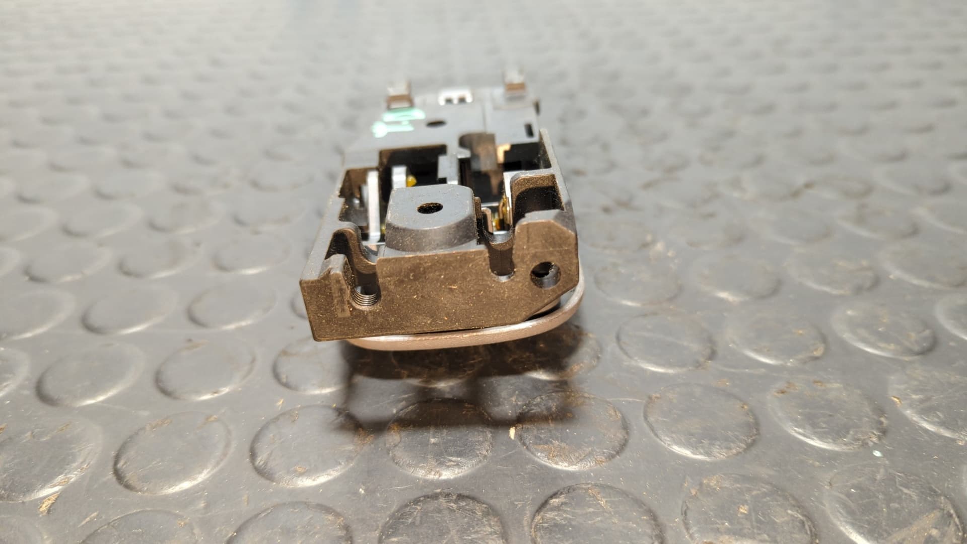 Recambio de MANETA INTERIOR TRASERA DERECHA para TOYOTA RAV 4 (A2) 2.0 16V CAT 1AZFE - VERDE 2