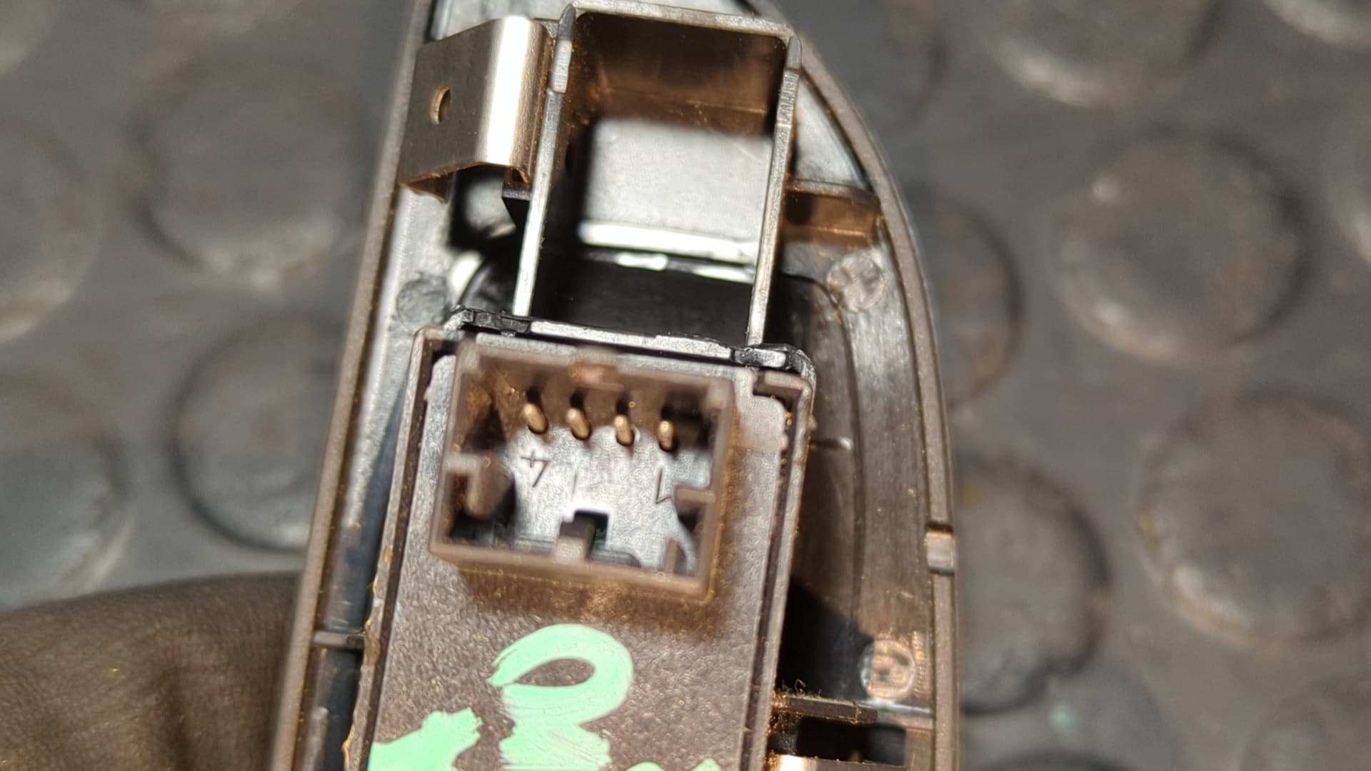 Recambio de MANDO ELEVALUNAS TRASERO IZQUIERDO para FIAT BRAVO (198) referencia OEM IAM 735435119 3