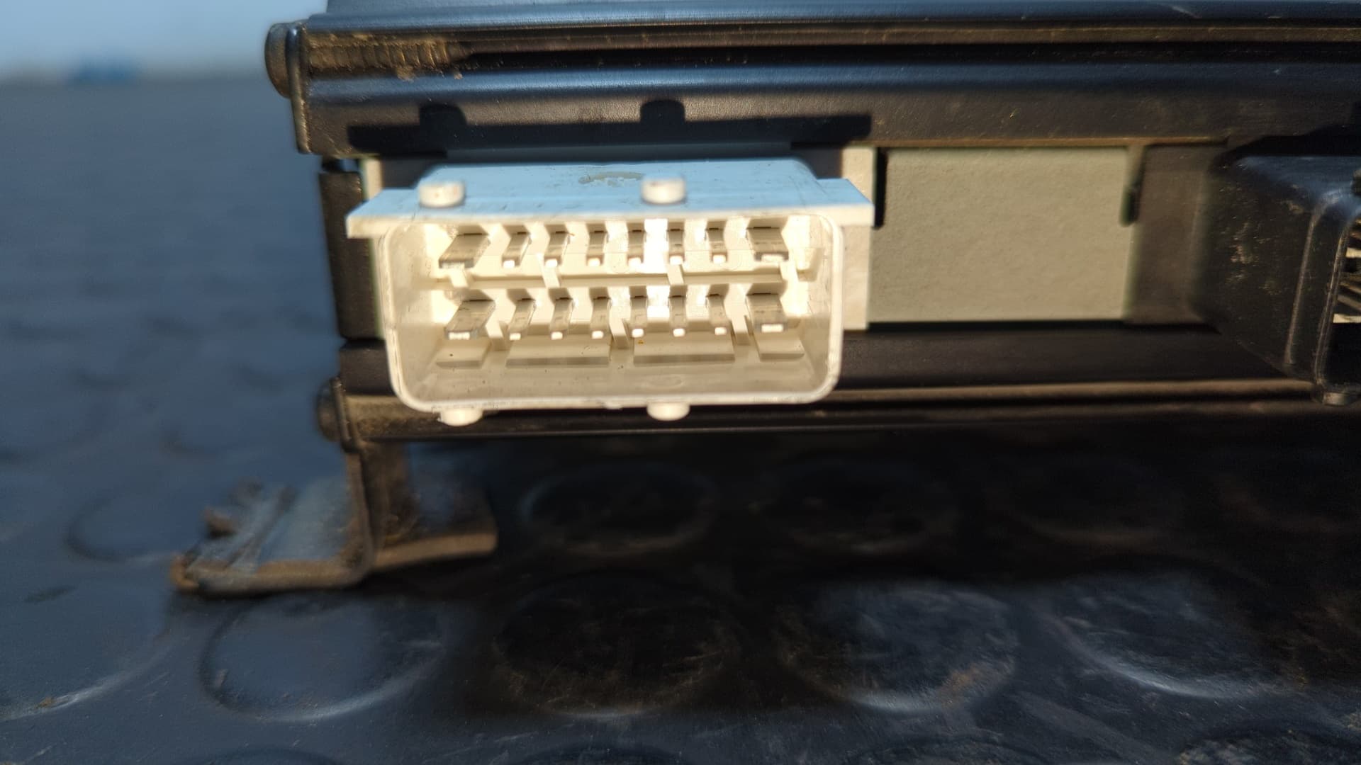 Recambio de AMPLIFICADOR DE SONIDO para PEUGEOT 406 COUPE (S1/S2) 2,2 HDI ultima edizione Pack 4HXDW12TED4FAP referencia OEM IAM 9637364180 - BLANCO 3