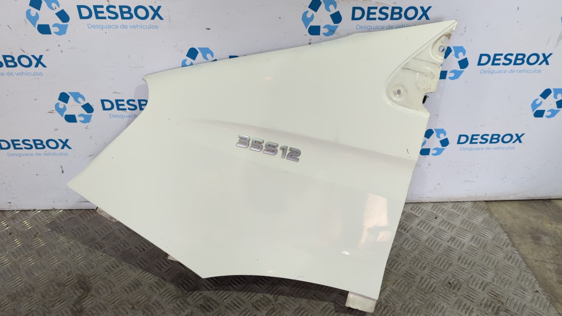 Recambio de ALETA DELANTERA IZQUIERDA para IVECO DAILY CAJA CERRADA (2006 =>) Caja cerrada 35S... batalla 3000L F1AE0481G*A - BLANCO