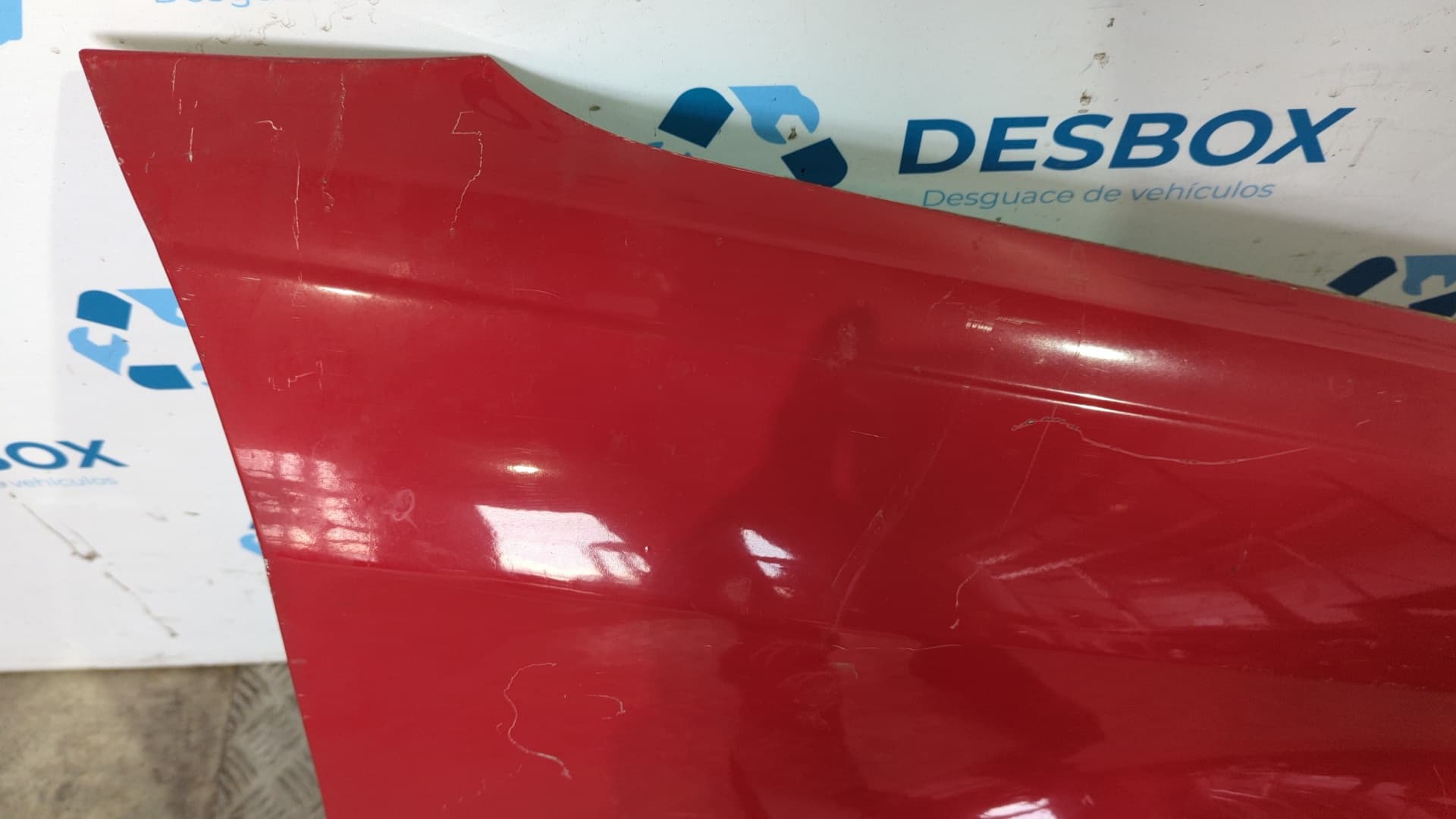 Recambio de ALETA DELANTERA DERECHA para AUDI COUPE (8B3) 2