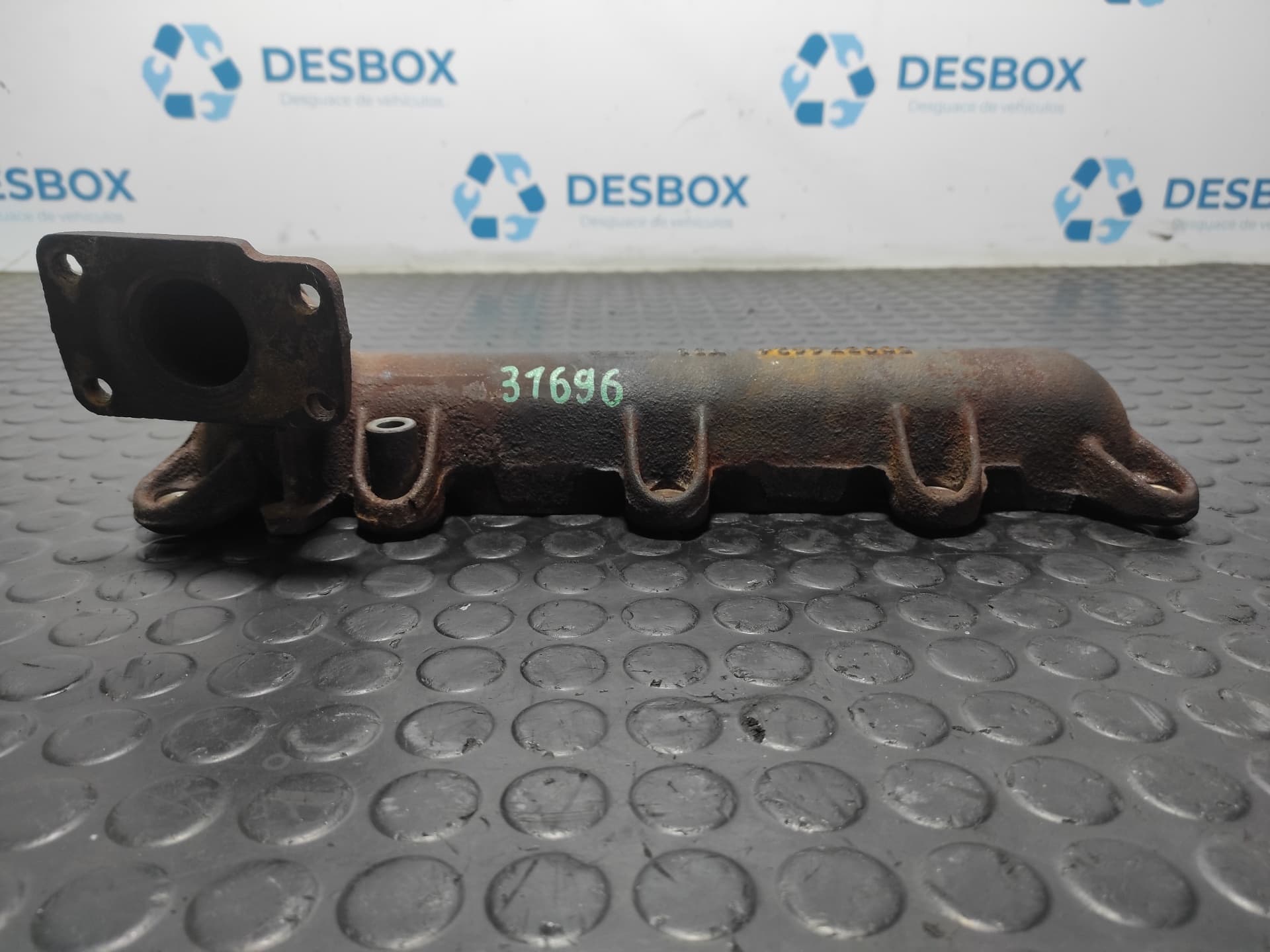 Recambio de COLECTOR ESCAPE para IVECO DAILY COMBI 2.3 Diesel CAT F1AE0481B referencia OEM IAM 500376624 - BLANCO