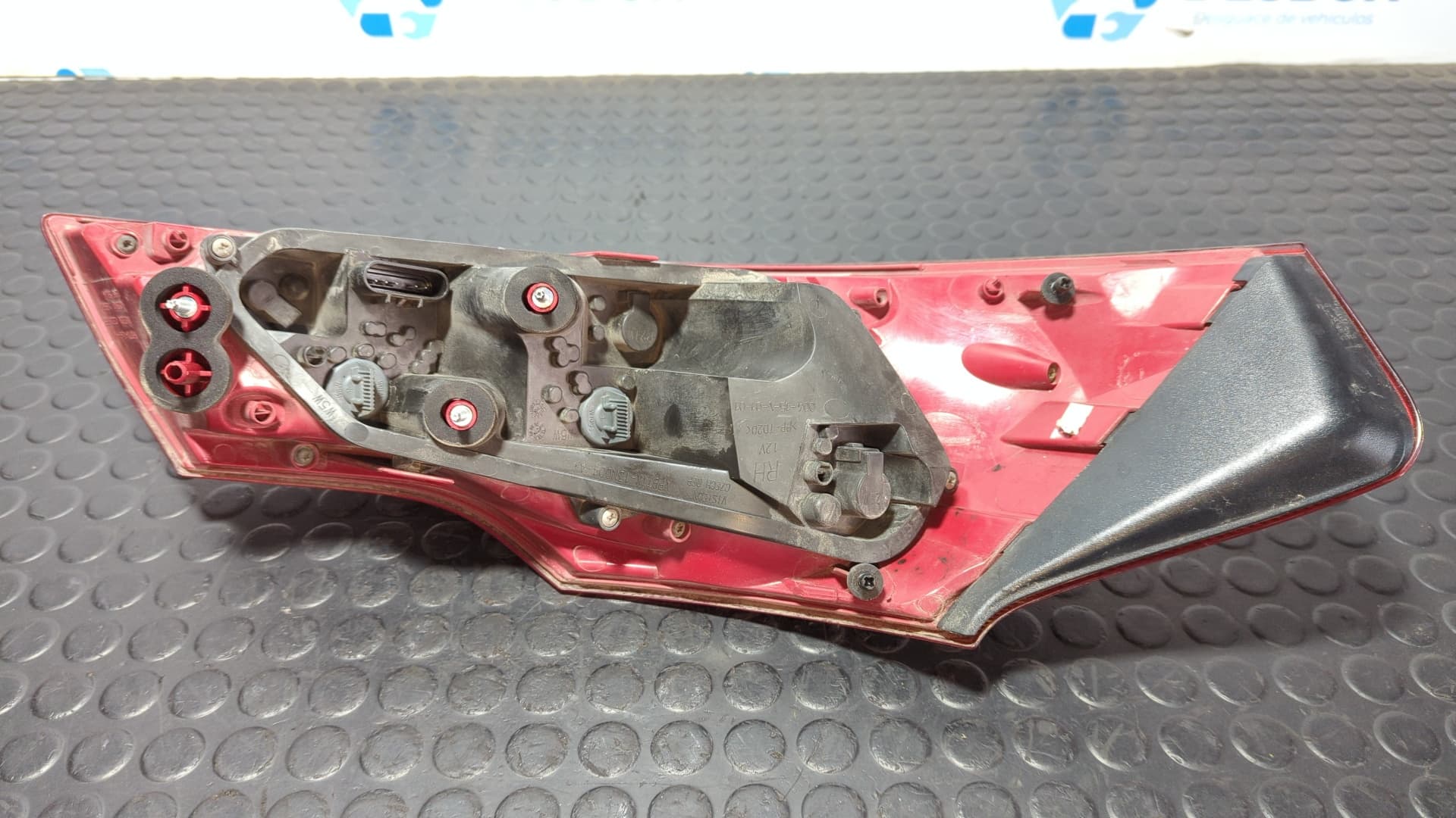 Recambio de PILOTO TRASERO DERECHO para OPEL INSIGNIA BERLINA 2.0 CDTI CAT A20DT referencia OEM IAM 13226857 - AZUL 2