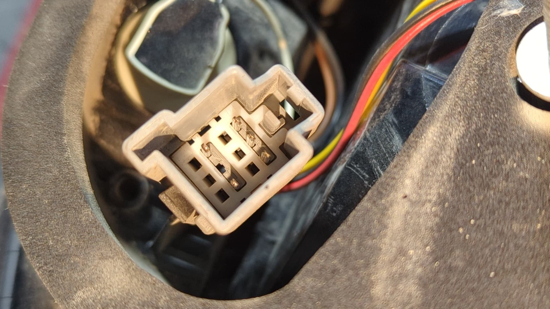 Recambio de PILOTO TRASERO IZQUIERDO para FORD FIESTA (CCN) Black Edition SFJA referencia OEM IAM C1BB13405A - BLANCO 2
